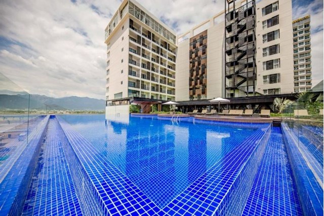 Khách sạn Quinter Central Nha Trang